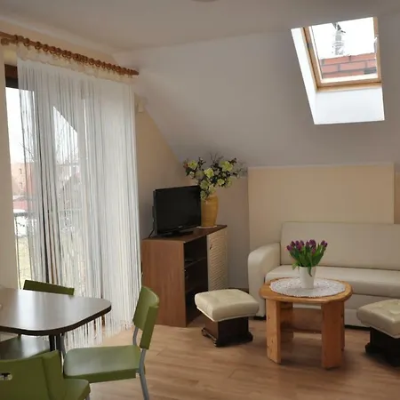 Levilla アパート レバ